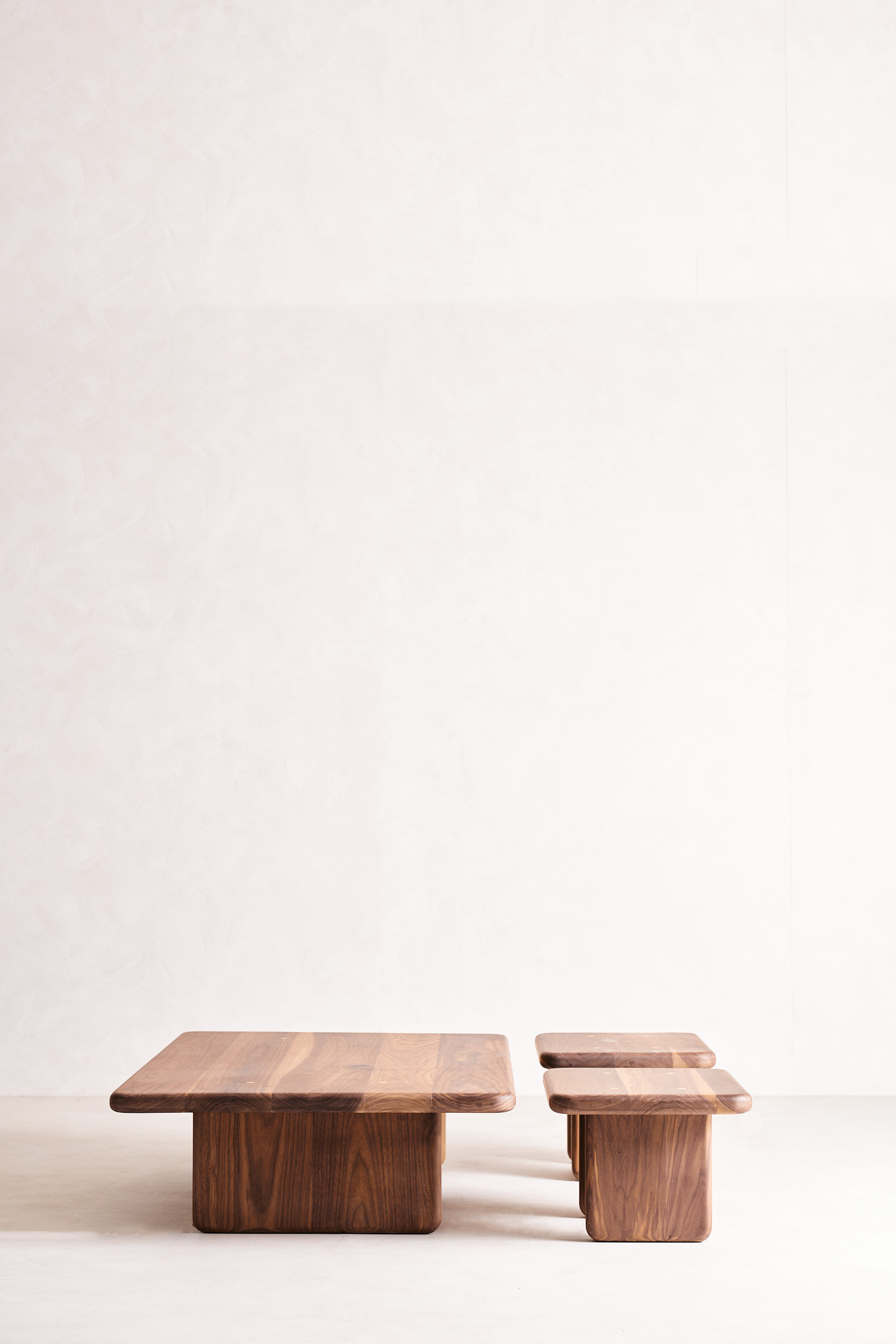 DOMI TABLES